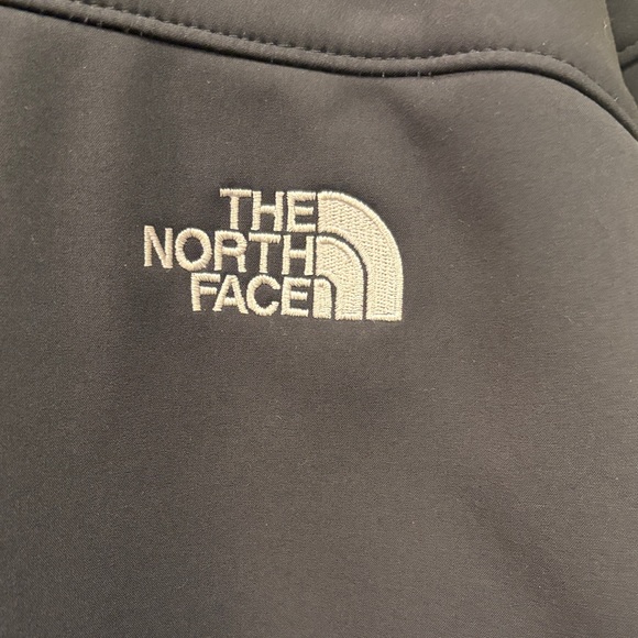 The North Face Men's Charcoal Performance Jacket - Picture 5 of 5